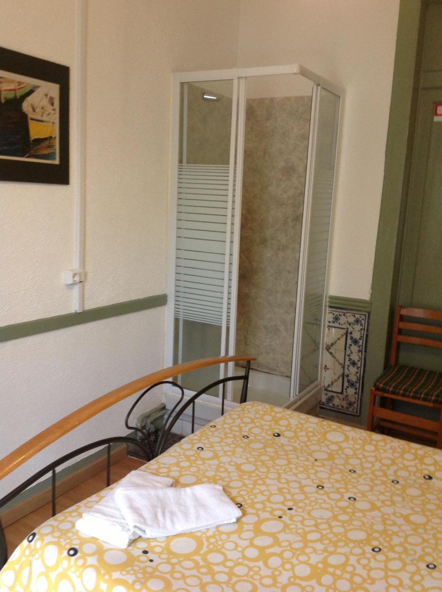 New Aljubarrota Guest House Lisboa Δωμάτιο φωτογραφία