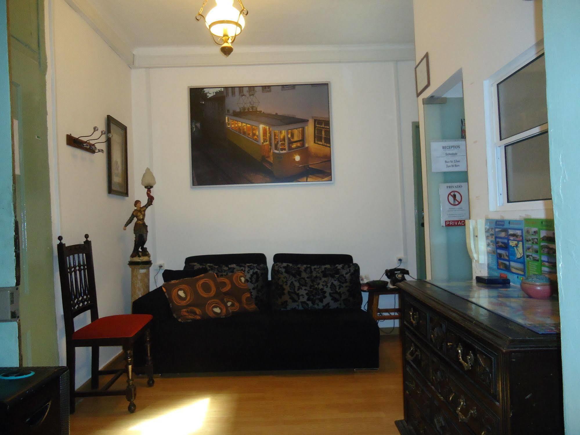New Aljubarrota Guest House Lisboa Εξωτερικό φωτογραφία