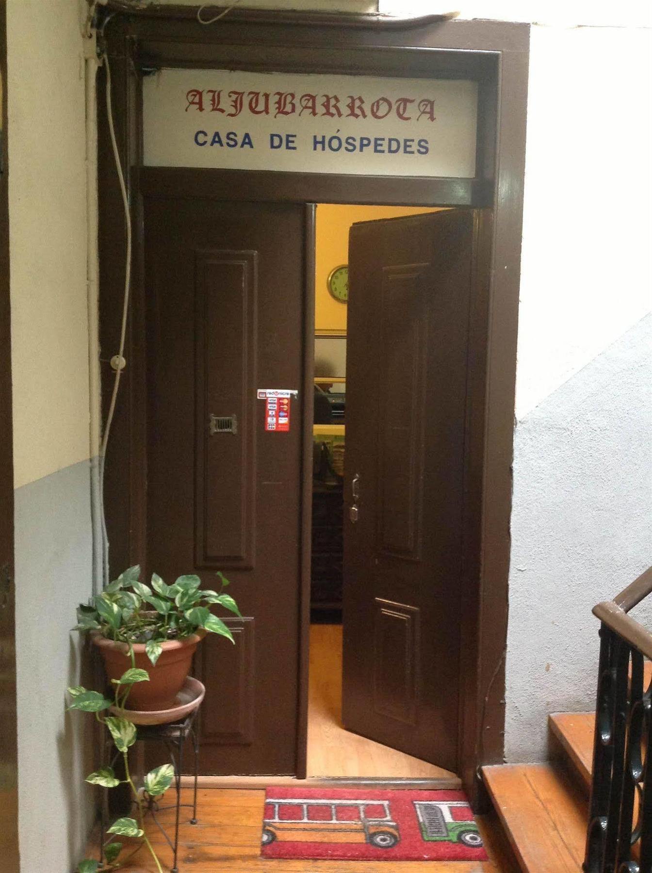 New Aljubarrota Guest House Lisboa Εξωτερικό φωτογραφία